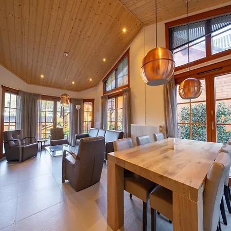 Wooden With Wifi Near Brunssummerheide *